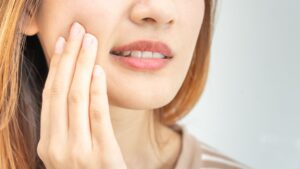 Tooth Hurts When You Bite? 7 Common Causes and What to Do Next
